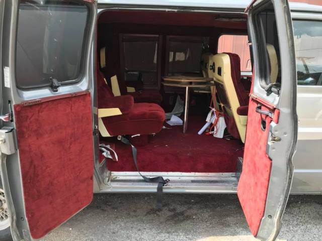 1982 Gray Ford E-150 Econoline