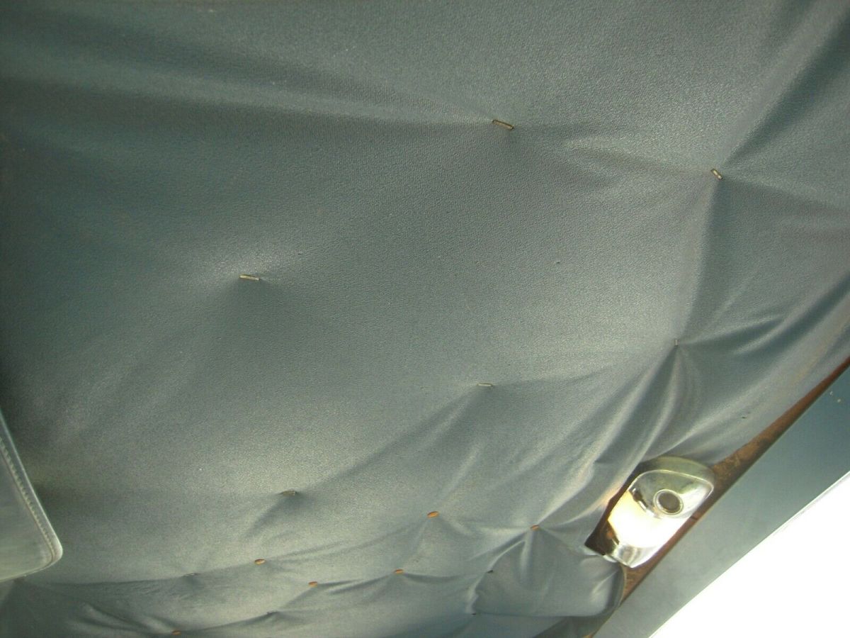 1982 Blue Ford F-100 Standard Cab Pickup