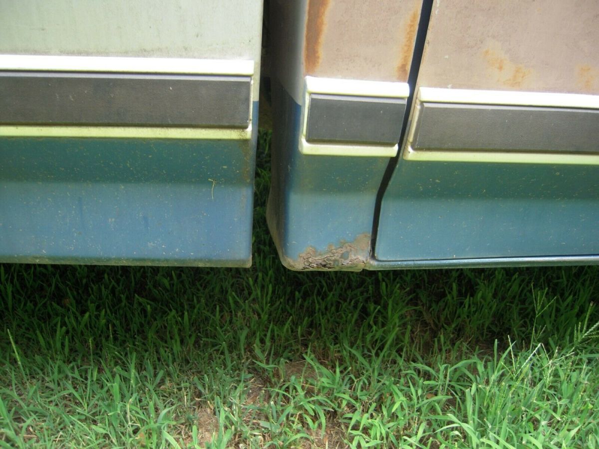 1982 Blue Ford F-100 Standard Cab Pickup