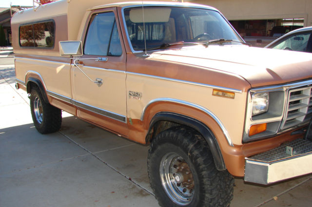 1982 Ford F-250 Standard Cab Pickup
