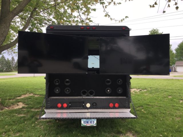 1982 Black Ford Step Van