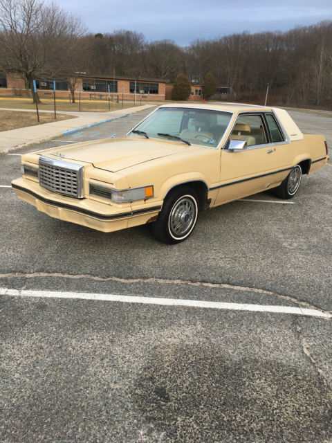 1982 TAN Ford Thunderbird Coupe