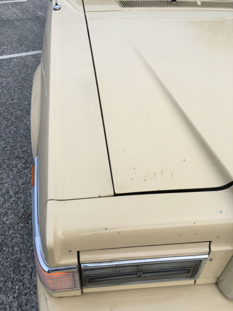 1982 TAN Ford Thunderbird Coupe