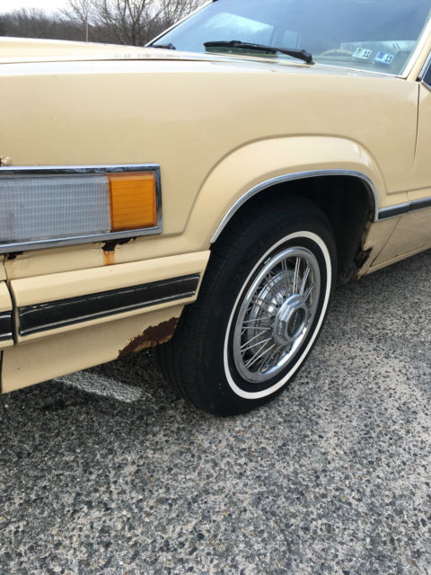 1982 TAN Ford Thunderbird Coupe