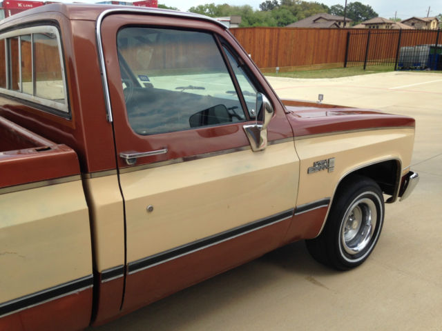 1982 Brown/Tan GMC Sierra 1500 Standard Cab Pickup