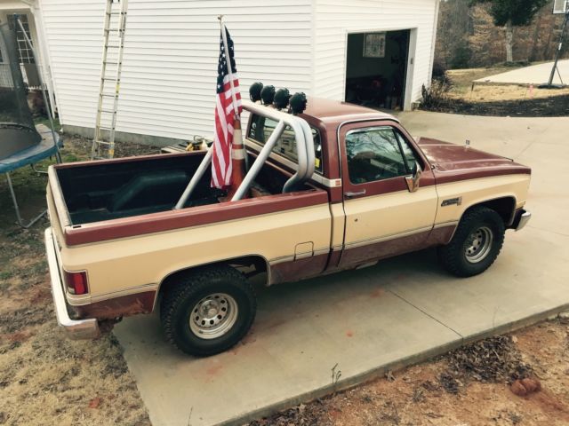 1982 Tan GMC Sierra 1500 Crew Cab Pickup