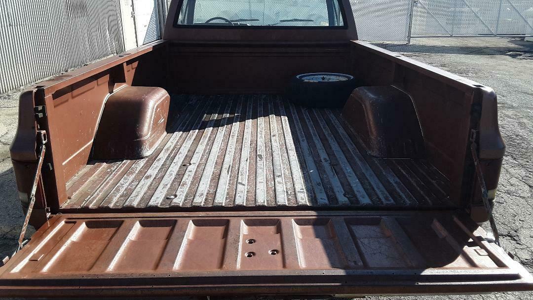 1982 Brown GMC Sierra 1500 Standard Cab Pickup