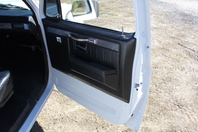 1982 White GMC Sierra 1500 Standard Cab Pickup