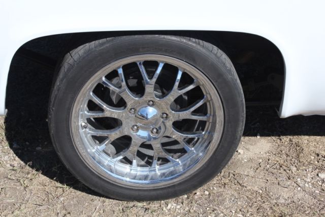 1982 White GMC Sierra 1500 Standard Cab Pickup