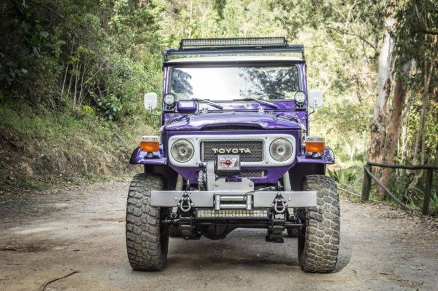 1982 -- Toyota FJ40 Land Cruiser --