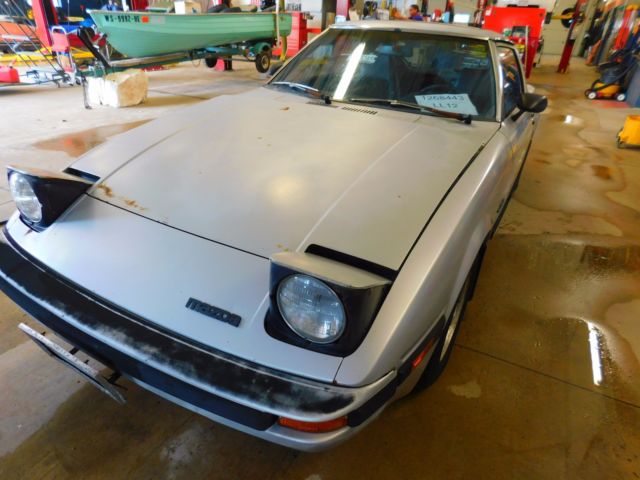 1982 Silver Mazda RX-7 Coupe