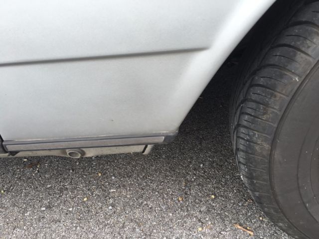 1982 Silver Mercedes-Benz 200-Series Sedan