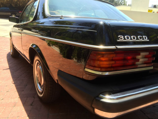 1982 Black Mercedes-Benz 300-Series Coupe