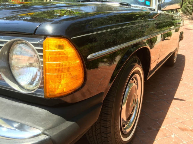 1982 Black Mercedes-Benz 300-Series Coupe