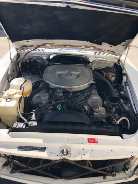 1982 Mercedes-Benz SL-Class