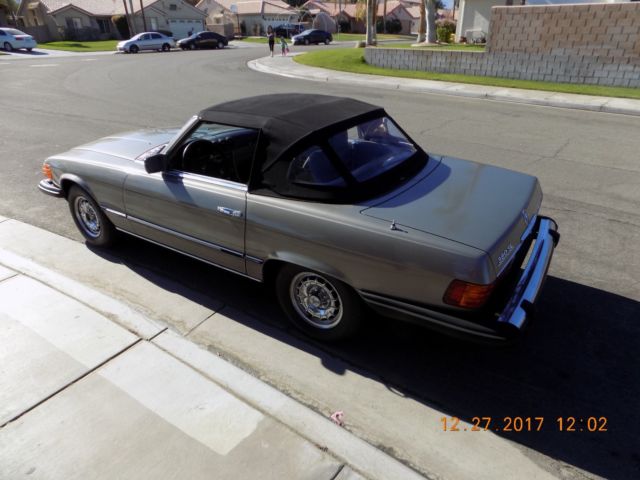 1982 Mercedes-Benz SL-Class Convertible