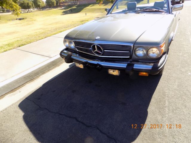 1982 Mercedes-Benz SL-Class Convertible