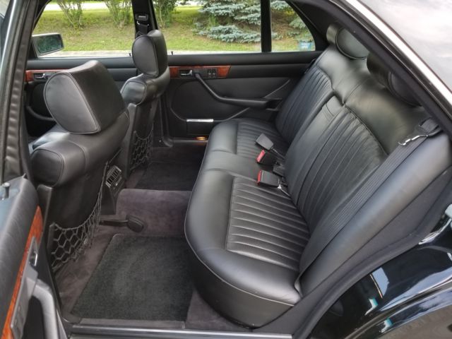 19820000 Black Mercedes-Benz Other Sedan