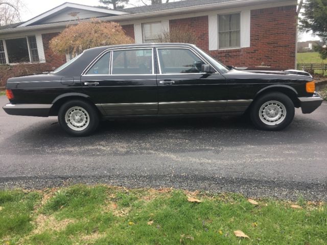 1982 Black Mercedes-Benz S-Class Sedan