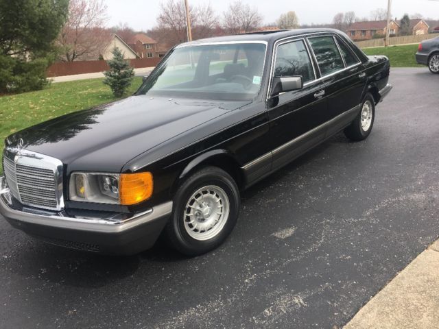 1982 Black Mercedes-Benz S-Class Sedan