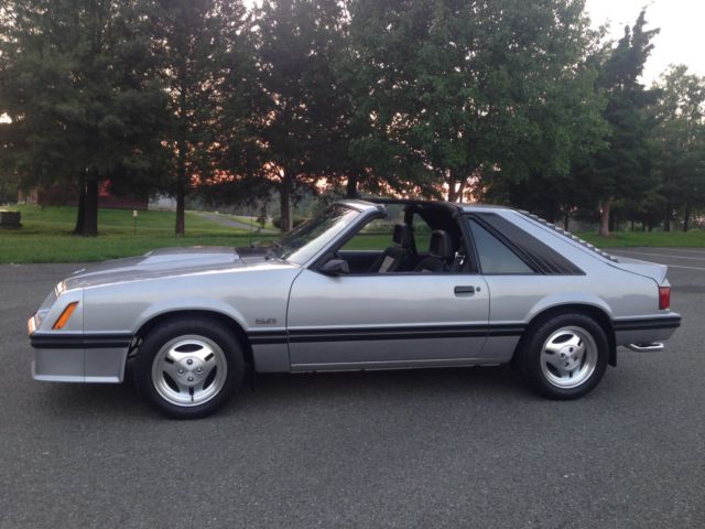 1982 Silver Ford Mustang Coupe