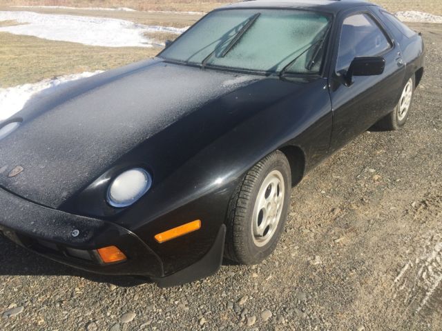 1982 Black Porsche 928