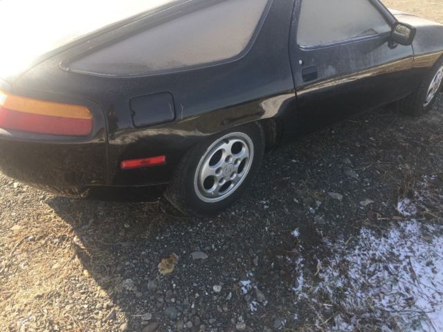 1982 Black Porsche 928