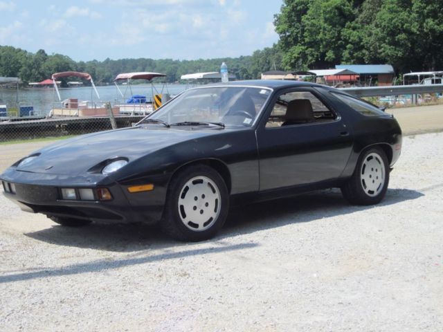 1982 black,charcoal Porsche 928 Coupe