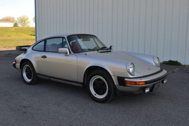 1982 Silver Porsche 911 Coupe