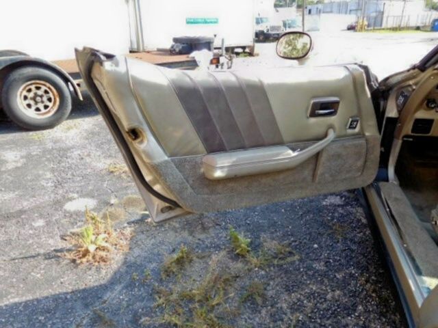 1982 Silver Chevrolet Corvette Coupe