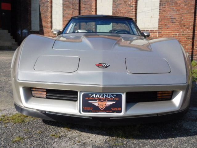 1982 Silver Chevrolet Corvette Coupe