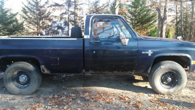1982 midnight blue Chevrolet C-10 Cab & Chassis