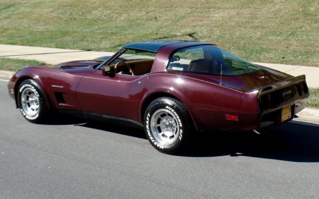 1982 Red Chevrolet Corvette Coupe