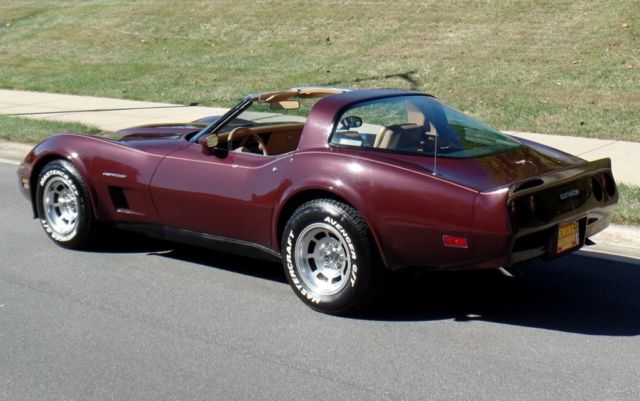 1982 Red Chevrolet Corvette Coupe