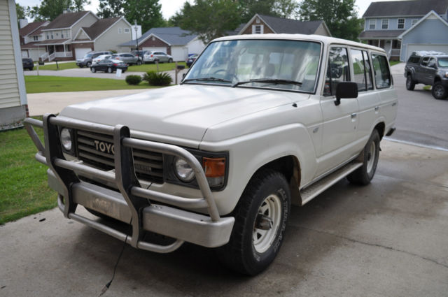 1982 White Toyota Land Cruiser SUV