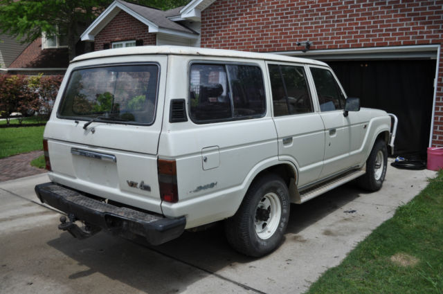 1982 White Toyota Land Cruiser SUV