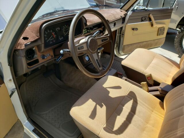 1982 White Toyota Pickup PICKUP