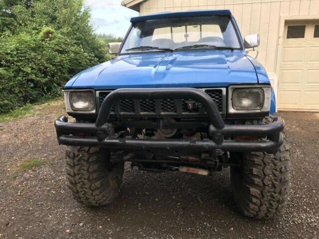 1982 Blue Toyota Other Cab & Chassis