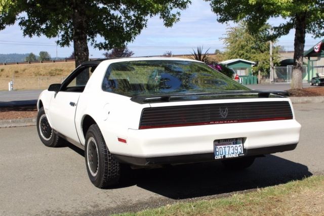 1982 White Pontiac Firebird Coupe