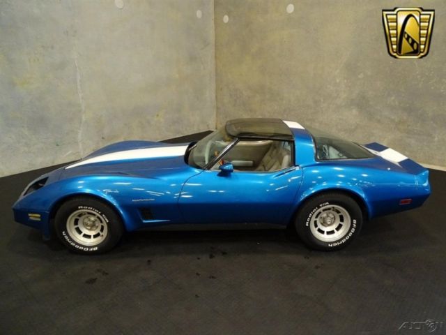1982 Blue Chevrolet Corvette Coupe