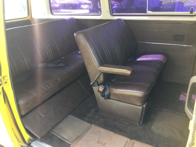 1982 Volkswagen Bus/Vanagon