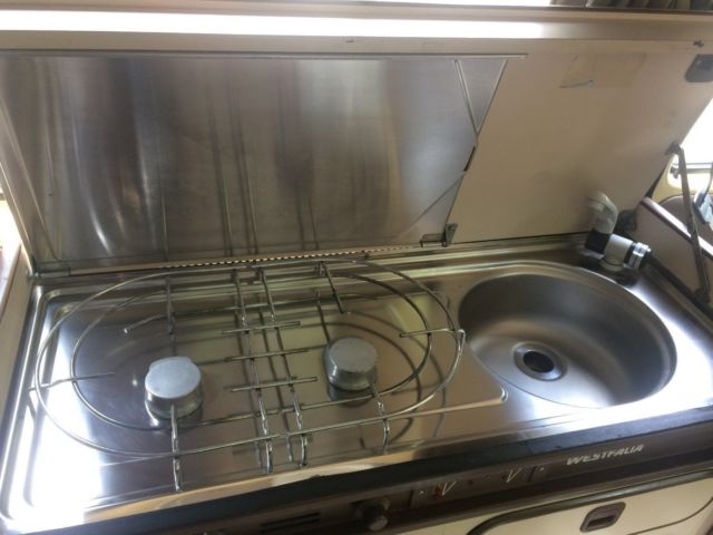 1982 Volkswagen Bus/Vanagon Van Camper