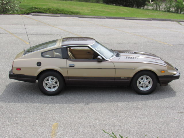 1983 Gold Nissan 280ZX Coupe
