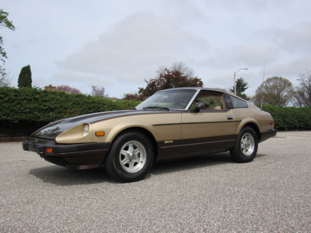 1983 Gold Nissan 280ZX Coupe