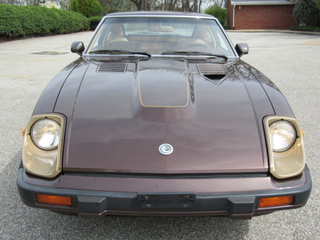 1983 Gold Nissan 280ZX Coupe