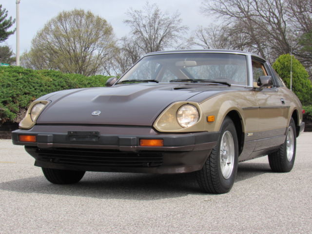 1983 Gold Nissan 280ZX Coupe