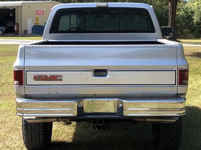 1983 Silver GMC Sierra 1500 truck