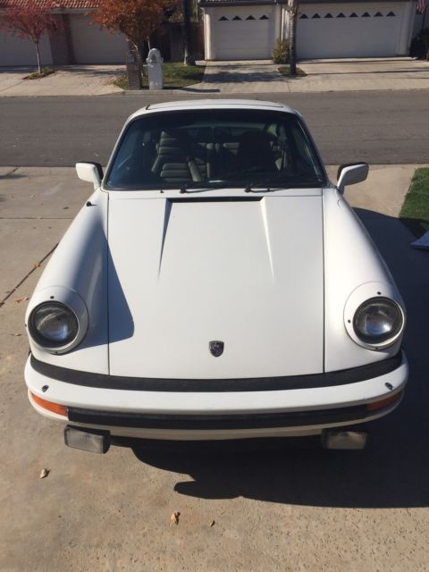 1983 White Porsche 911 Coupe