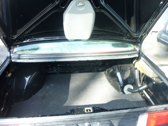 1983 Black BMW 3-Series Coupe