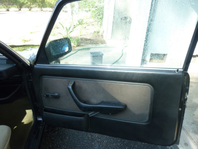 1983 Black BMW 3-Series Coupe